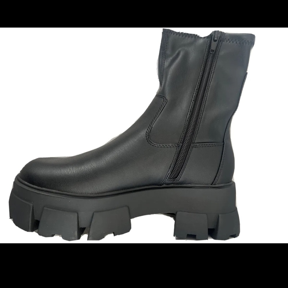 New woman boots with box